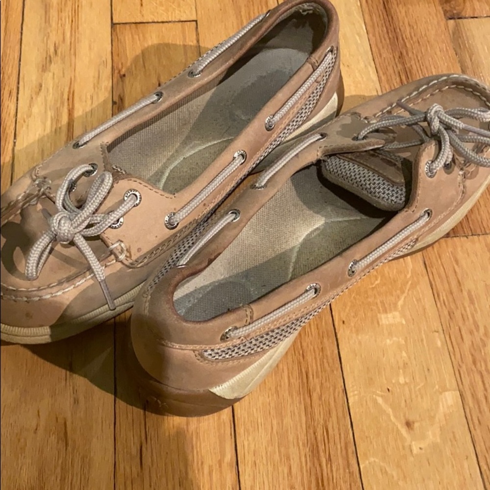 Sperry Topsiders - Picture 2 of 3